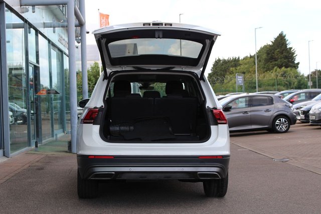 2019 VOLKSWAGEN TIGUAN ALLSPACE 2.0 TDI Match SUV 5dr Diesel DSG Euro 6 (s/s) (150 ps) - Photo 7
