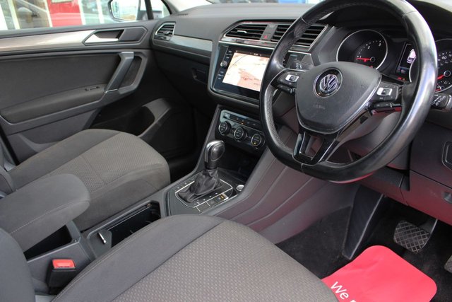 2019 VOLKSWAGEN TIGUAN ALLSPACE 2.0 TDI Match SUV 5dr Diesel DSG Euro 6 (s/s) (150 ps) - Photo 10