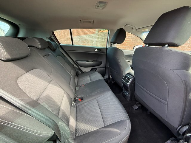 2019 KIA SPORTAGE 1.6 GDi 2 SUV 5dr Petrol Manual Euro 6 (s/s) (130 bhp) - Photo 12