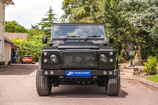 View our LAND ROVER DEFENDER