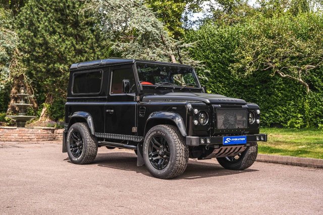 View our LAND ROVER DEFENDER