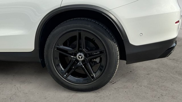 2019 Mercedes-Benz GLC - Photo 8