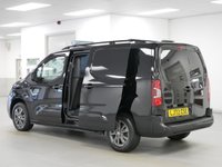 USED 2022 72 PEUGEOT PARTNER 1.5 BLUEHDI 130 BHP 950 LONG ASPHALT PREMIUM + EAT8 AUTOMATIC  AUTOMATIC | SAT NAV | AIR CON | L2 LONG