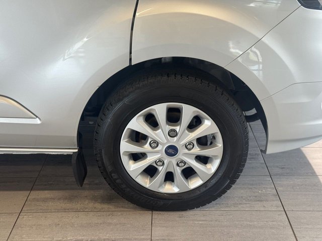 2023 Ford Transit Custom 2L Limited 5dr - Photo 9