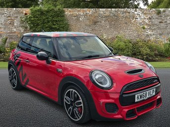 2018 MINI HATCH