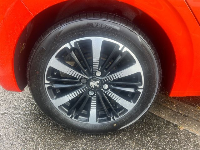 2018 PEUGEOT 208 - Photo 9