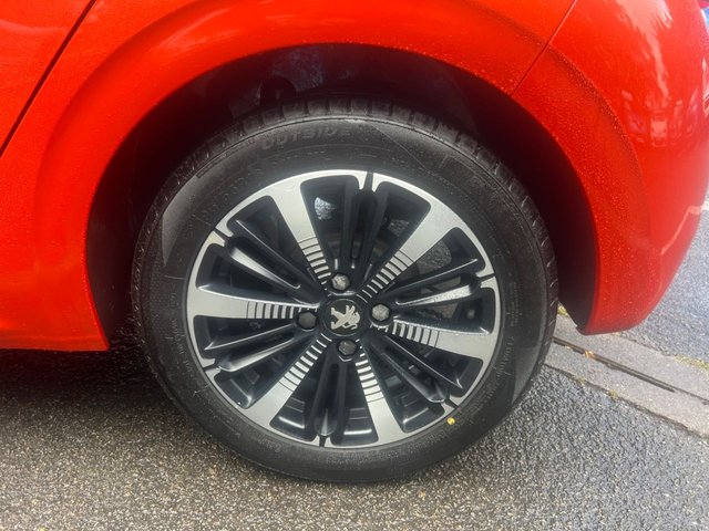 2018 PEUGEOT 208 - Photo 12