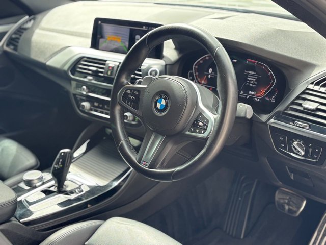 2021 BMW X4 - Photo 8