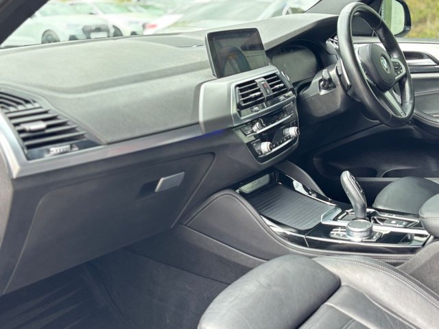 2021 BMW X4 - Photo 9