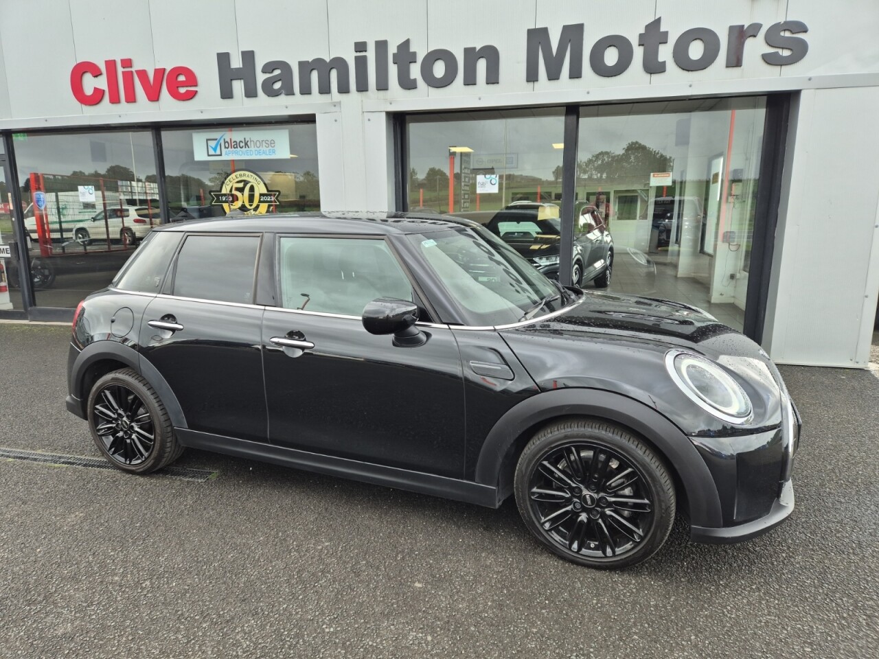 MINI HATCH 2024