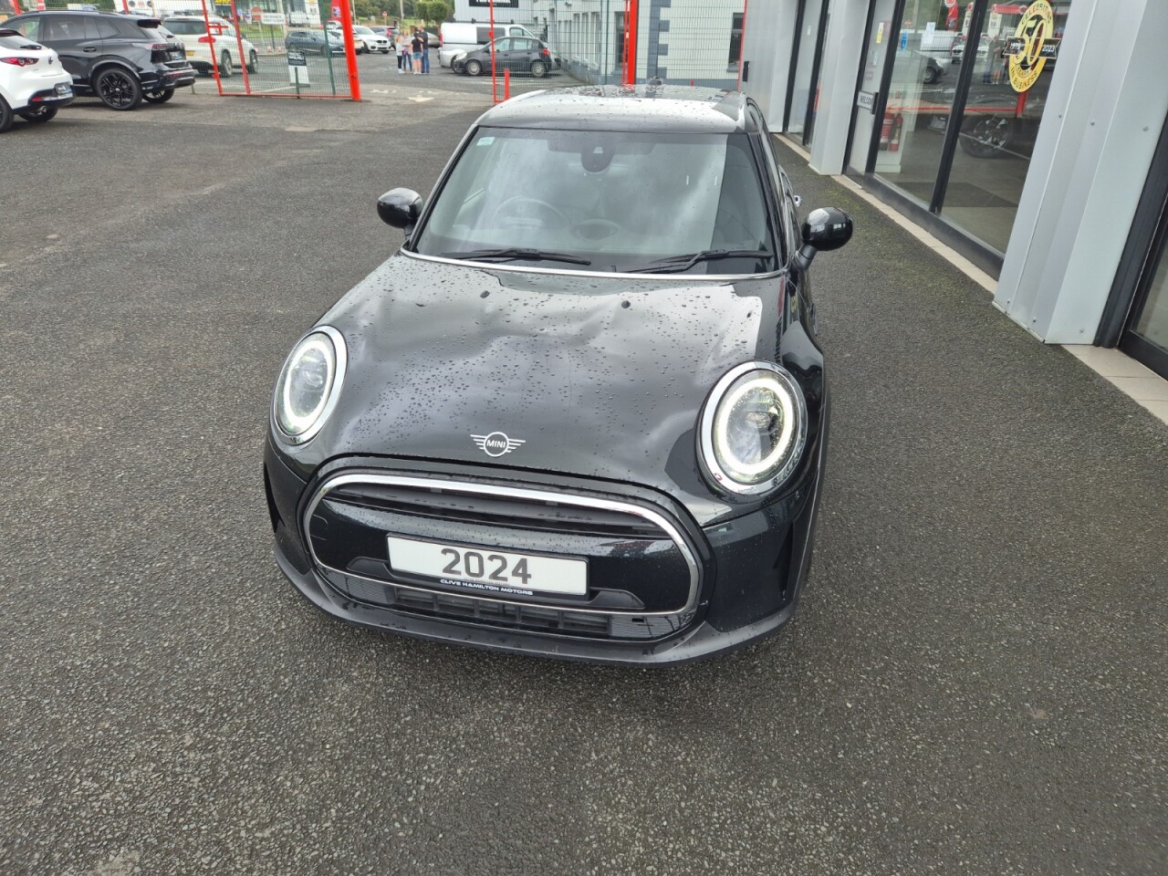 2024 MINI HATCH 1.5 Cooper Exclusive Hatchback 5dr Petrol Steptronic Euro 6 (s/s) (136 ps) - vehicle photo 29 for sale on PureCar