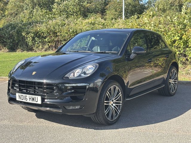 2016 PORSCHE MACAN