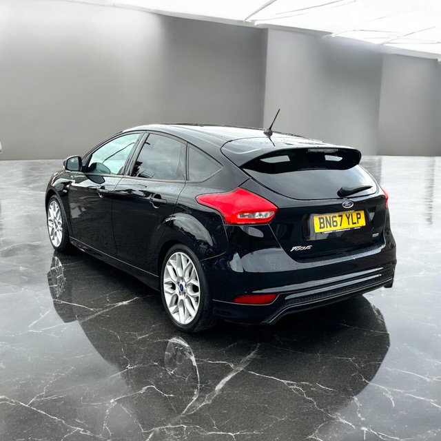 View our FORD FOCUS