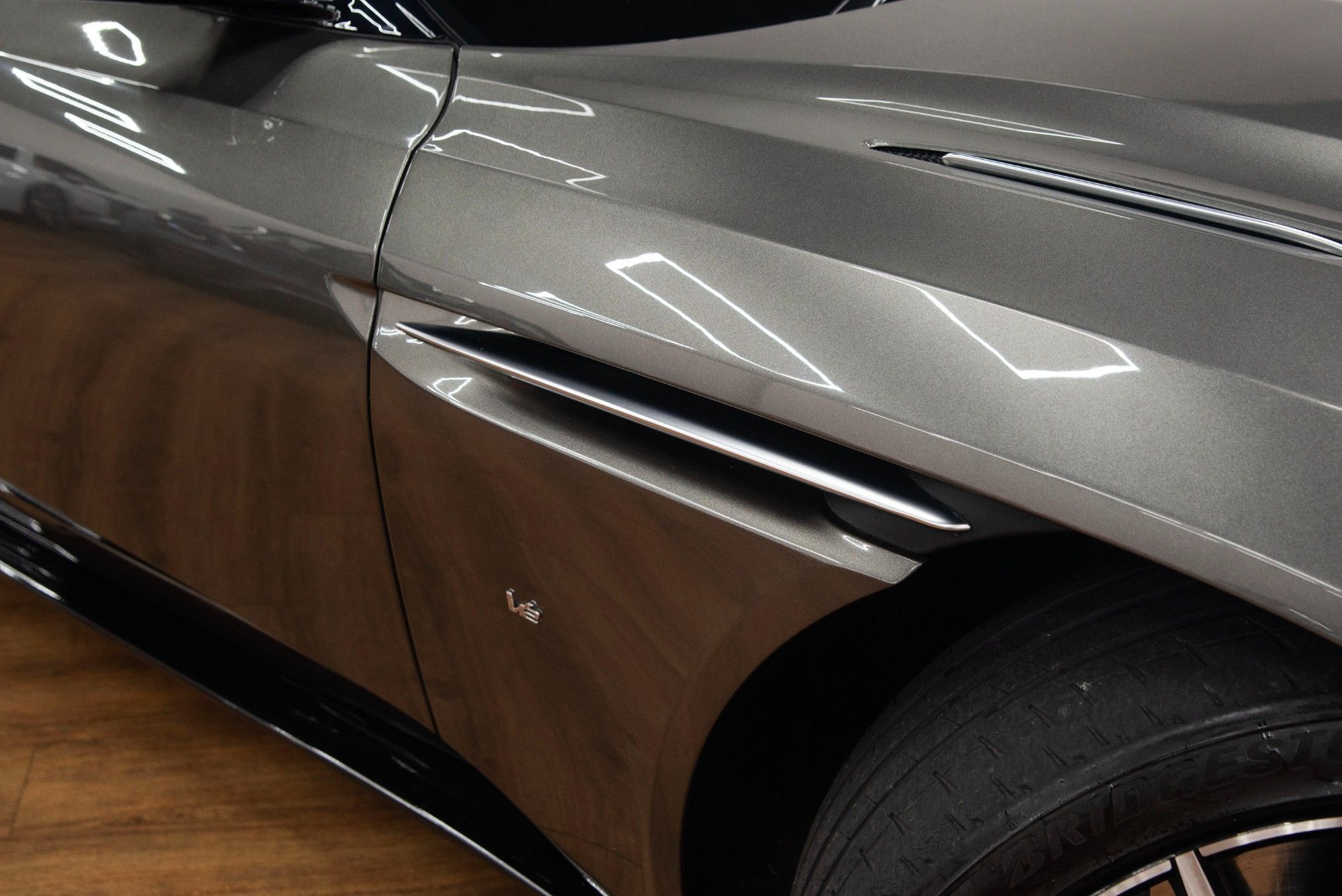USED 2018 18 ASTON MARTIN DB11 5.2 V12 