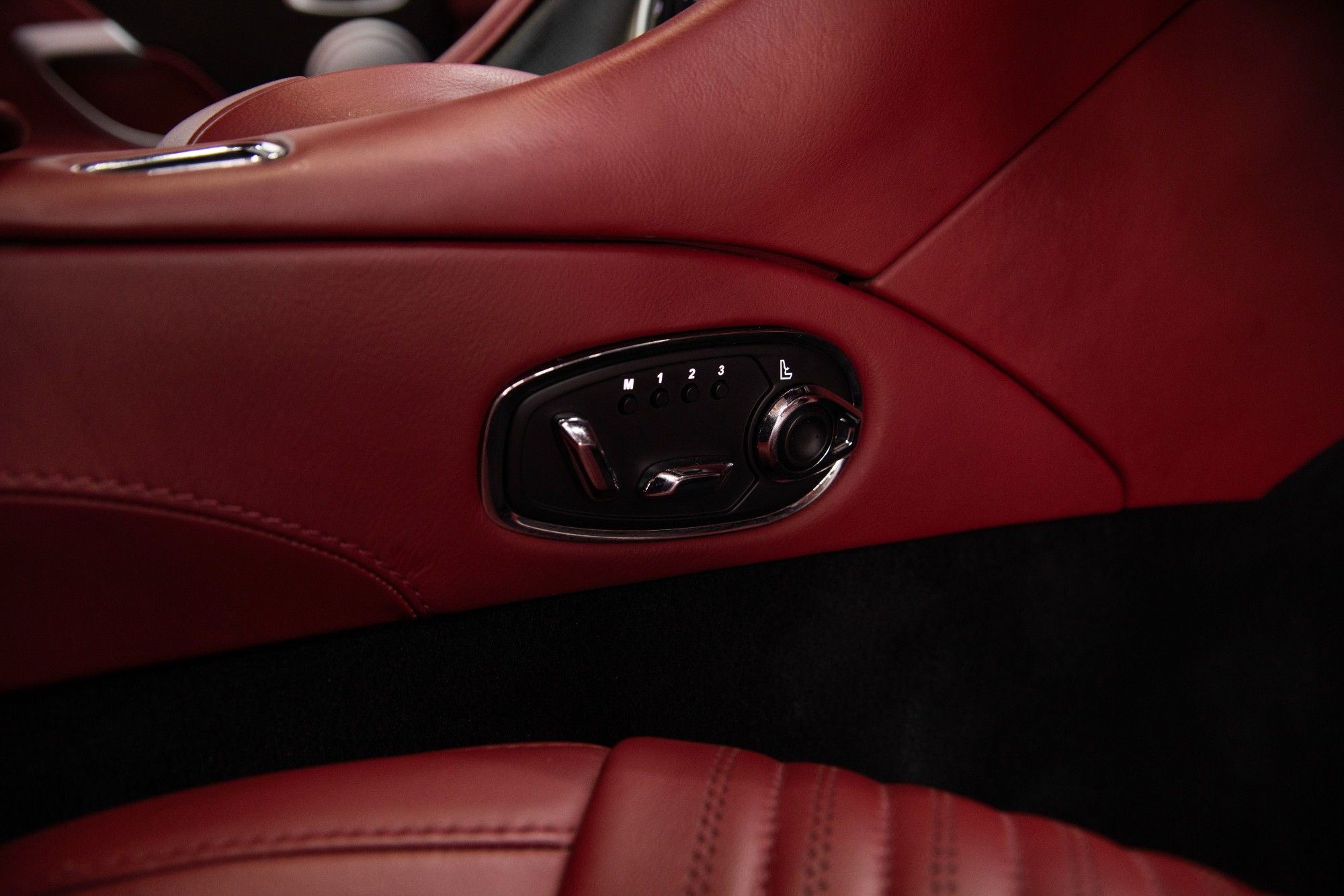 USED 2018 18 ASTON MARTIN DB11 5.2 V12 