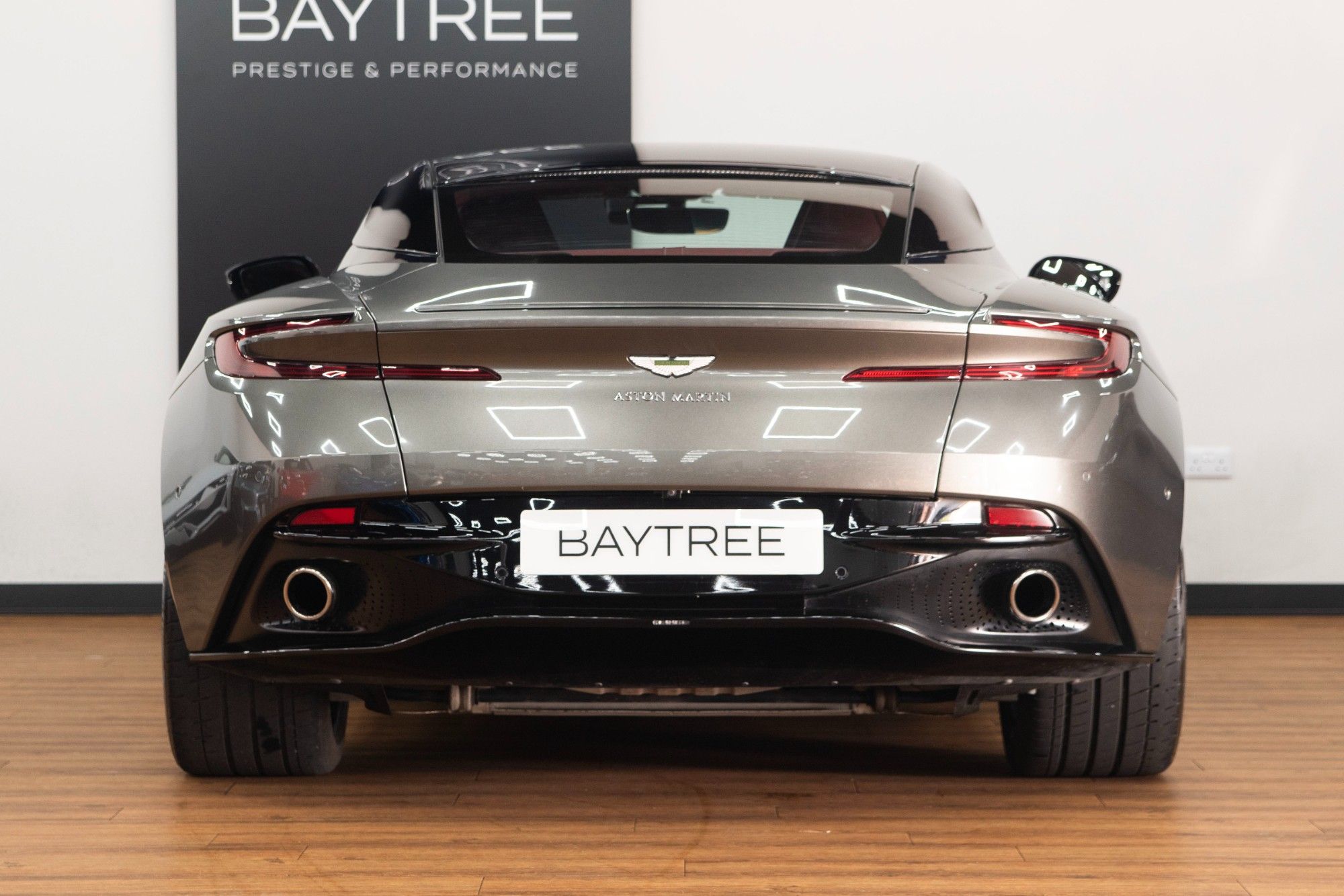 USED 2018 18 ASTON MARTIN DB11 5.2 V12 