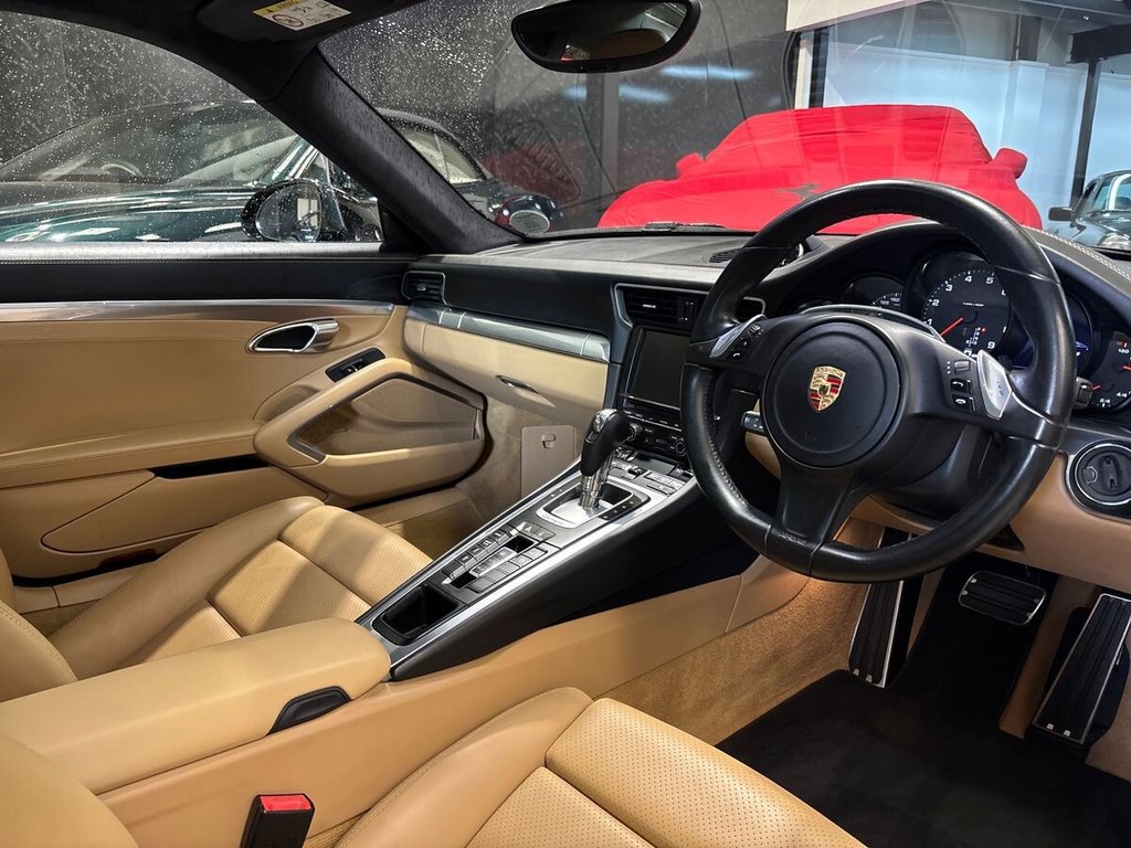 USED 2015 15 PORSCHE 911 3.4 991 Carrera 4 Coupe 2dr Petrol PDK 4WD Euro 6 (s/s) (350 ps) SPORT CHRONO|BOSE|GLASS ROOF