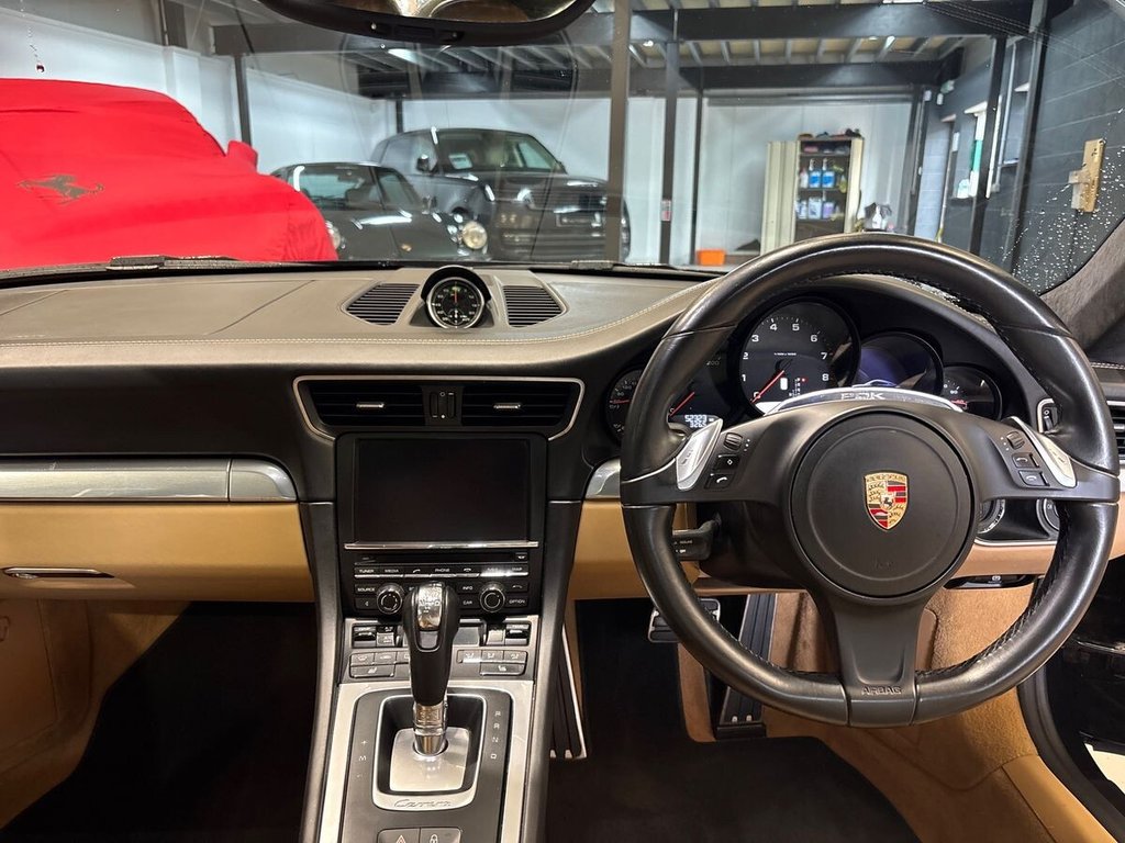 USED 2015 15 PORSCHE 911 3.4 991 Carrera 4 Coupe 2dr Petrol PDK 4WD Euro 6 (s/s) (350 ps) SPORT CHRONO|BOSE|GLASS ROOF
