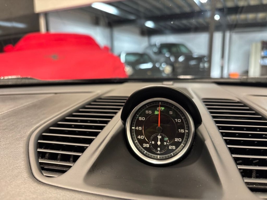 USED 2015 15 PORSCHE 911 3.4 991 Carrera 4 Coupe 2dr Petrol PDK 4WD Euro 6 (s/s) (350 ps) SPORT CHRONO|BOSE|GLASS ROOF