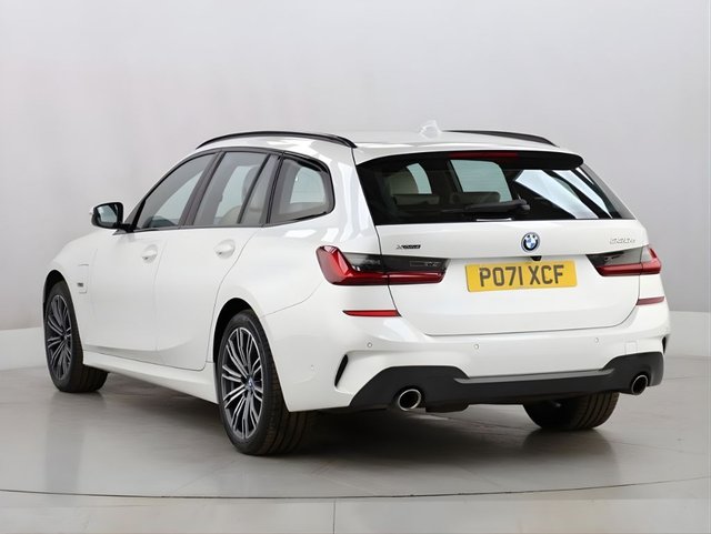 2021 BMW 3 Series 2L M Sport 5dr - Photo 9