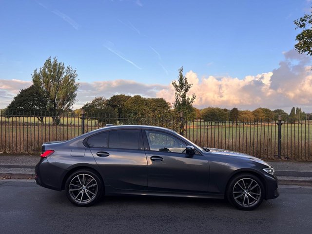 2019 BMW 3 Series 2L Sport 4dr - Photo 5
