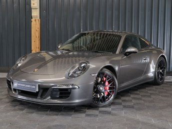 2015 PORSCHE 911