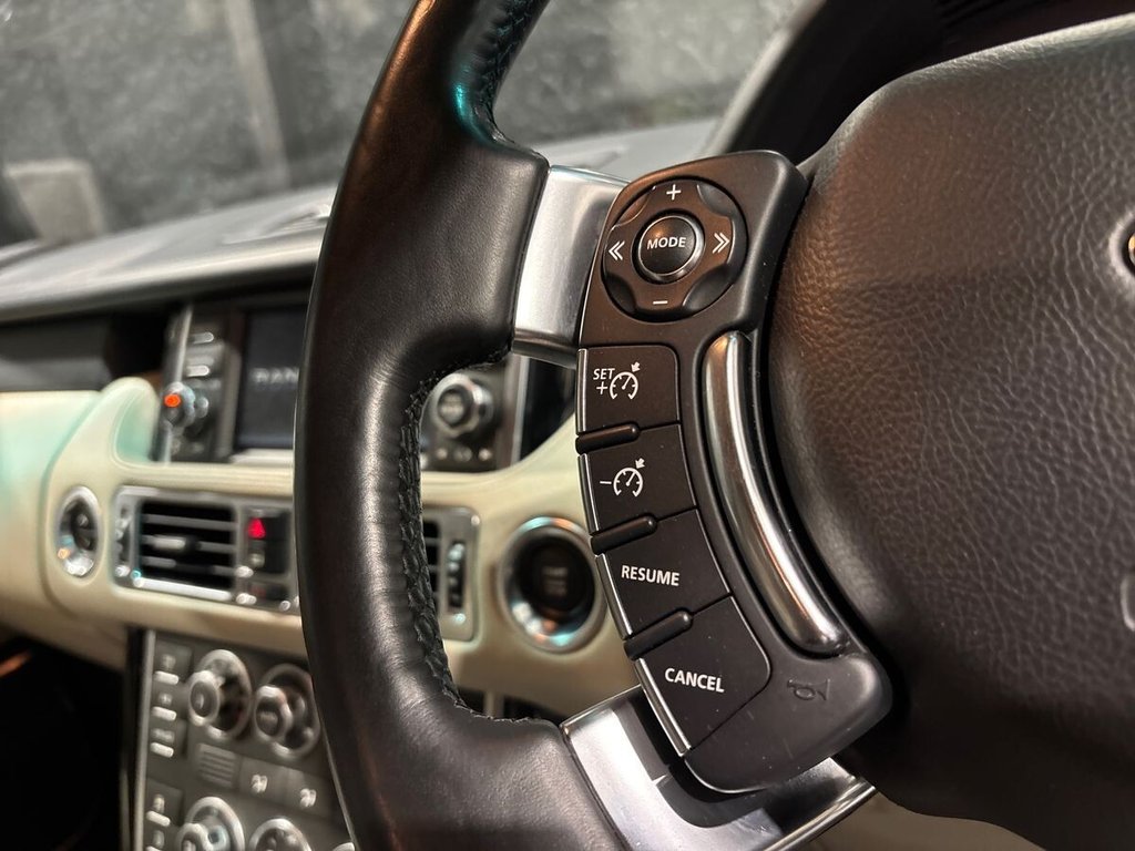 USED 2010 10 LAND ROVER RANGE ROVER 5.0 V8 Autobiography SUV 5dr Petrol Auto 4WD Euro 5 (510 ps) WELL CARED FOR EXAMPLE