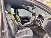 USED 2015 65 PORSCHE CAYENNE 3.0 V6 E-Hybrid S SUV 5dr Petrol Plug-in Hybrid TiptronicS 4WD Euro 6 (s/s) (416 ps) DELIVERY AVALIABLE