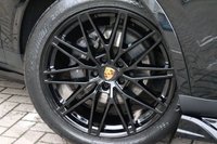 USED 2023 73 PORSCHE CAYENNE 3.0T V6 COUPE S  PANO BOSE 22"s HTD WHEEL MAXTON KIT