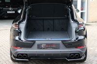 USED 2023 73 PORSCHE CAYENNE 3.0T V6 COUPE S  PANO BOSE 22"s HTD WHEEL MAXTON KIT