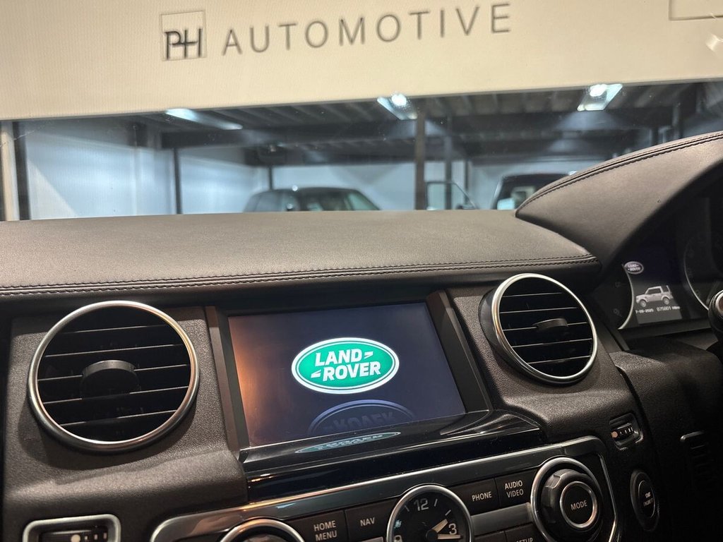 USED 2016 16 LAND ROVER DISCOVERY 4 3.0 SD V6 Landmark SUV 5dr Diesel Auto 4WD Euro 6 (s/s) (256 bhp) TOW PACK|TIMING BELT CHANGED