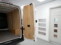 USED 2022 72 VOLKSWAGEN CRAFTER CR35 2.0 TDI 140 BHP L2 MEDIUM TRENDLINE ( AIR CON + SAT NAV ) 1 OWNER | MEDIUM | SAT NAV | AIR CON