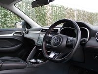 USED 2023 73 MG MG ZS 72.6kWh Trophy Connect Long Range SUV 5dr Electric Auto (156 ps) 