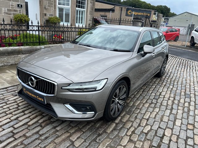 2019 VOLVO V60 - Photo 3