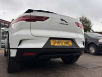USED 2019 69 JAGUAR I-PACE 400 90kWh SE SUV 5dr Electric Auto 4WD (400 ps) APPLE CAR PLAY | SAT NAV | HEATED SEATS