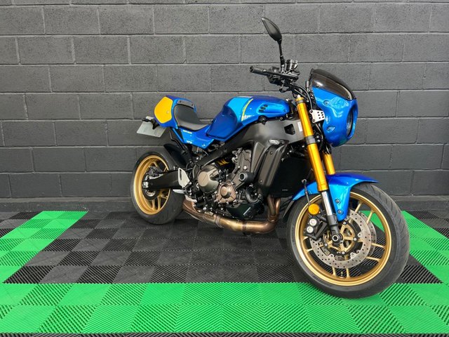 View our YAMAHA XSR900