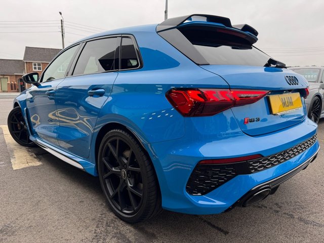 2022 AUDI RS3 2022 2.5 TFSI Carbon Black Sportback 5dr Petrol S Tronic quattro Euro 6 (s/s) (400 ps) * HUGE SPEC LIST * SUPER LOW MILES * COMFORT + SOUND PACK * CARBON EXTERIOR PACK * ADAPTIVE SUSPENSION * 19" MATT BLACK ALLOYS * HEATED FINE NAPPA LEATHER * TURBO BLUE * B&O SOUND SYSTEM * REAR CAMERA * AUDI DRIVE SELECT * PRIVACY GLASS * MATRIX LED LIGHTS * VIRTUAL COCKPIT * APPLE CARPLAY * AMBIENT LIGHTING * PARKING ASSISTANT * SAT NAV * DAB * POWER FOLDING MIRRORS * QUATTRO * STUNNING THROUGHOUT * - Photo 2