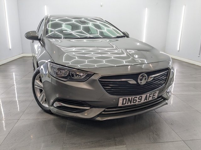 View our VAUXHALL INSIGNIA