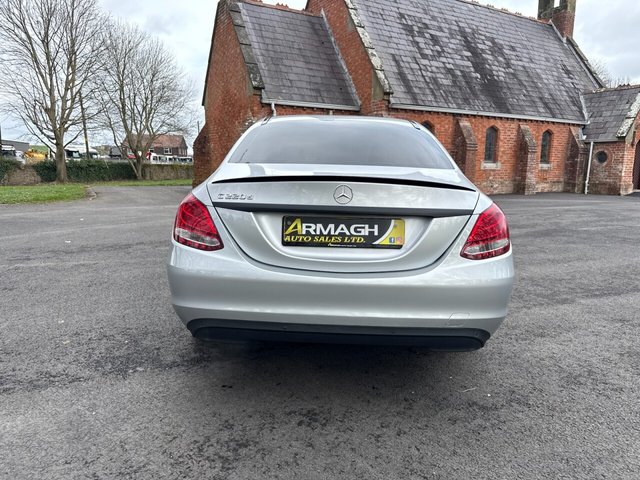 2017 Mercedes-Benz C-CLASS - Photo 6