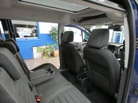 USED 2020 69 FORD GRAND TOURNEO CONNECT 1.5 EcoBlue Titanium MPV 5dr Diesel Auto Euro 6 (s/s) (120 ps) 5 SEATS SUNROOF BLUETOOTH AIR CON PARKING SENSORS 1 OWNER SERVICE HISTORY WARRANTY
