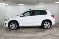 USED 2015 15 VOLKSWAGEN TIGUAN 2.0 TDI BlueMotion Tech R-Line SUV 5dr Diesel DSG 4WD Euro 5 (s/s) (Nav) (177 ps) Park Assist, Bluetooth
