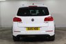 USED 2015 15 VOLKSWAGEN TIGUAN 2.0 TDI BlueMotion Tech R-Line SUV 5dr Diesel DSG 4WD Euro 5 (s/s) (Nav) (177 ps) Park Assist, Bluetooth