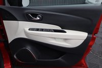 USED 2018 18 RENAULT CAPTUR 1.5 dCi ENERGY Signature X Nav SUV 5dr Diesel Manual Euro 6 (s/s) (90 ps) LEATHER INTERIOR / HEATED SEATS / REVERSE CAMERA / FINANCE
