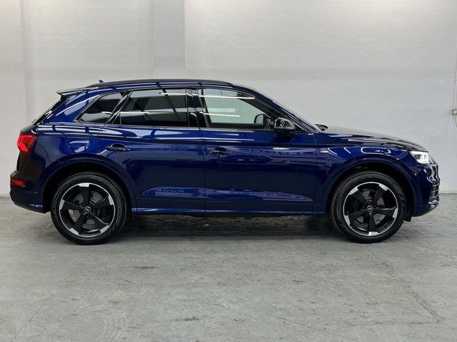 2019 AUDI Q5 2.0 TDI 40 Black Edition SUV 5dr Diesel S Tronic quattro Euro 6 (s/s) (190 ps) - Photo 3