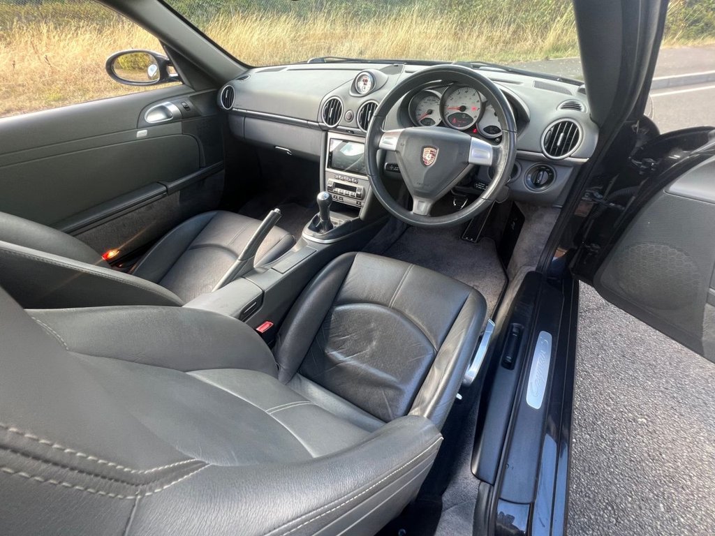 USED 2005 55 PORSCHE CAYMAN S // 3.4 // 987 // Petrol Manual (254 g/km, 295 bhp) // px swap 