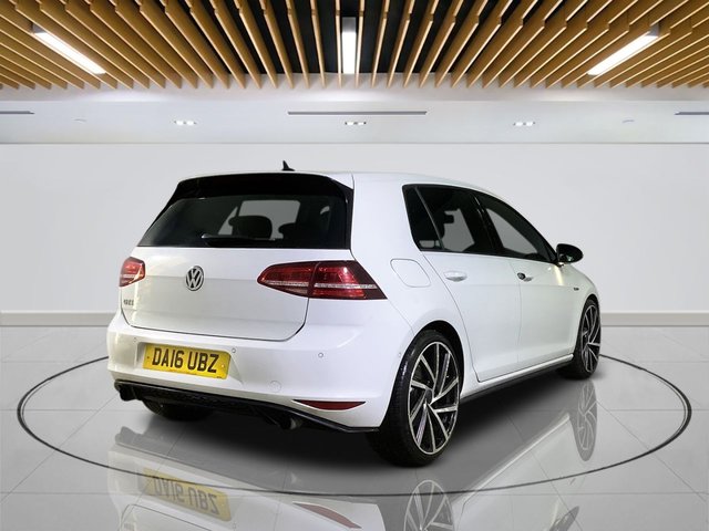 2016 Volkswagen Golf 2L GTI 5dr - Photo 8