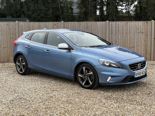 2015 VOLVO V40 - Photo 7