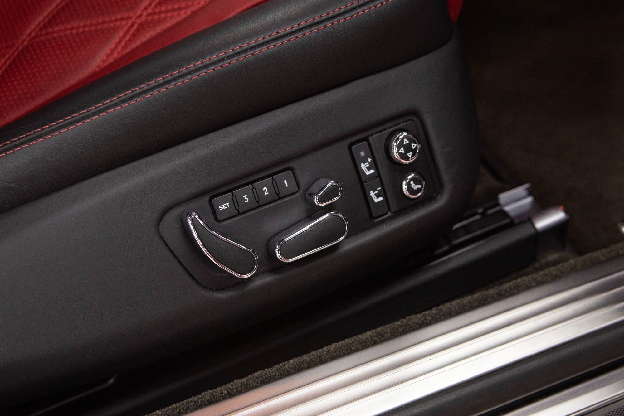 USED 2014 02 BENTLEY CONTINENTAL 6.0 W12 GTC Speed Convertible 