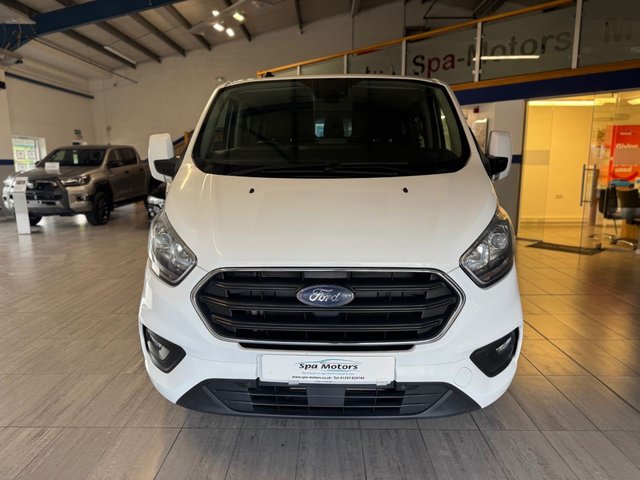 2022 Ford Transit Custom 2L Limited 5dr - Photo 2