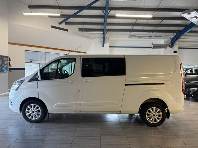 2022 Ford Transit Custom 2L Limited 5dr - Photo 4